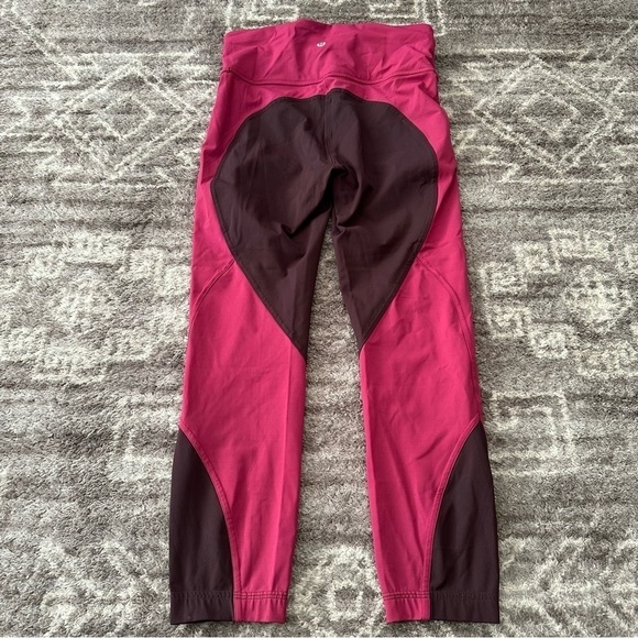 Lululemon Wake & Train 22” Crop Tight Black Satin Star Ruby - Picture 8 of 12